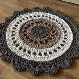 Handmade Crochet Round Rug, Cotton Washable Mandala Custom Size & Colors - thumbnail 3