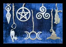 Pagan Christmas Tree Decoration/Winter Solstice Ornaments Yule Gift Witch Symbol Witchy Decor Altar Display Moon Goddess - thumbnail 1