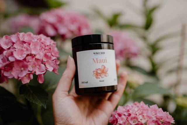 Maui/Natural Candle Scented With Mono?? De Tahiti Summer Collection - image 1