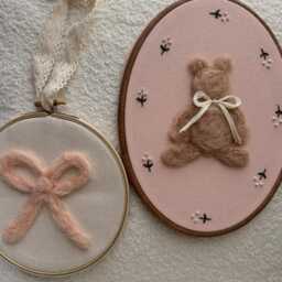 Needle Felt Bow Wall Art - Pink Hoop For Nursery Handmade Baby Girl Room Decor Soft Embroidery Gift - thumbnail 2