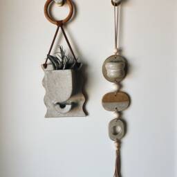Wavy Ceramic Wall Planter With Drainage Hole & Built-In Drip Catcher - Handmade White Speckled Indoor Hanging Plant Pot Unique Decor - thumbnail 4