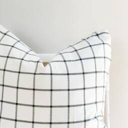 Neutral White Hand Woven Pillow Cover - thumbnail 2