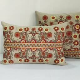 Handmade Crewel Embroidered Pillow Cover - thumbnail 3