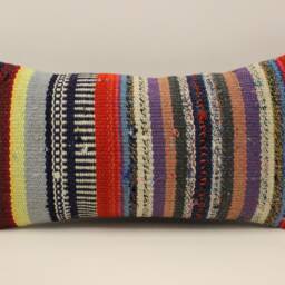 Vintage Turkish Kilim Lumbar Pillow Cover, Wool Throw - 10x20 In - thumbnail 2