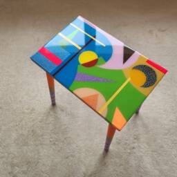 Abstract Blue Funky Pop Art Side End Resin Coffee Table, Geometric Modern Eclectic Unusual Cool Neon Painted Leg Colorful Epoxy Boho Table - thumbnail 3