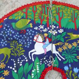 Woodland Animals Tree Skirt Christmas Decor Swedish Fabric Ornament Scandinavian Nordic - thumbnail 3