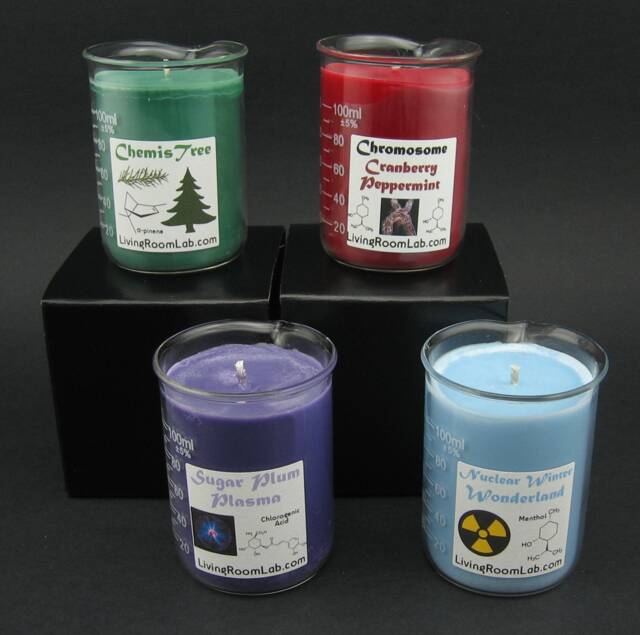 Mini Christmas Holiday Beaker Candle - 100 Ml Volume - image 1