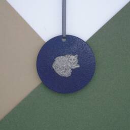 Cat Hanging Wooden Disk Decoration - Long Haired Mum Christmas Tree Ornament Owner Unique Decor - thumbnail 3