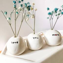 Set Of 3 Love You Mom Tiny Vases/Unique Gift Handcrafted Vases Mother's Day Gift Personalized Valentine's Birthday Xmas - thumbnail 2