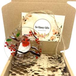 Hand Painted Robin Christmas Bauble Glass Hanging Decoration - thumbnail 4