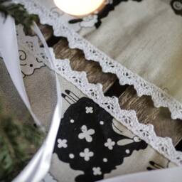 Christmas Linen Tree Skirt, Sheep Decor, Rustic Skirts, Fabric, Xmas Fabric Skirts - thumbnail 3