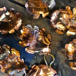 Large Broad Copper Oak Leaf - thumbnail 2