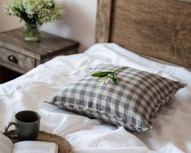 Plaid Natural Linen Pillowcase With A Zipper For Couch Decoration, Gingham Pillow Cover Fringes - image 1