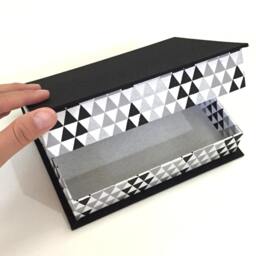Photo Box, Portfolio Postcard Black White Gray & Silver, Triangle Patterns Clam Shell For 4x6 Or 5x7 Photos - thumbnail 2