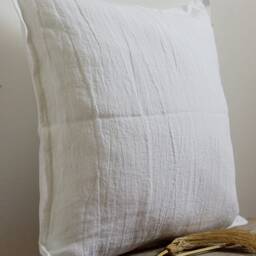 White Stonewashed Linen Pillow Cover, Rustic Style - thumbnail 3