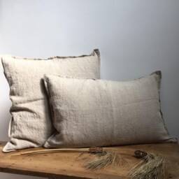 White Stonewashed Linen Pillow Cover, Rustic Style - thumbnail 4