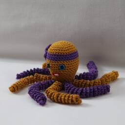 Crochet Octopus - thumbnail 3