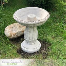 Hand Cast Stone Bird Bath - Highly Detailed Garden Decor - thumbnail 3