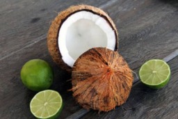 Coconut Lime 100% Pure Soy Double Wick Candle - thumbnail 3