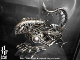 Metal Monster Hunting - Medium Item - thumbnail 1