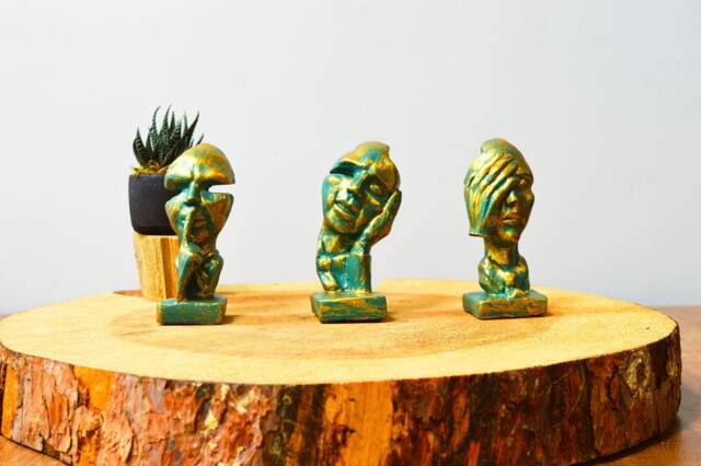 Abstract Faces See, Hear, Speak No Evil Statue - image 1
