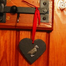 Puffin Design Natural Slate Heart - Christmas Ornament Unique Gift Lover Mum Dad Decoration 2026 - thumbnail 4