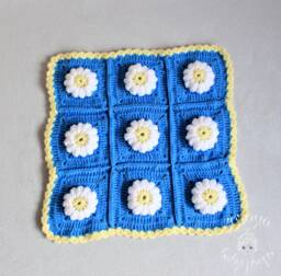 Crocheted Baby Blanket Spring Blue Daisy Blanket, Handmade Newborn Prop