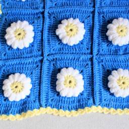 Crocheted Baby Blanket Spring Blue Daisy Blanket, Handmade Newborn Prop - thumbnail 2