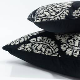 Lynnwood Paisley Cushion Cover in Black. Silver Geometric Floral Pattern. 17x17 - thumbnail 2