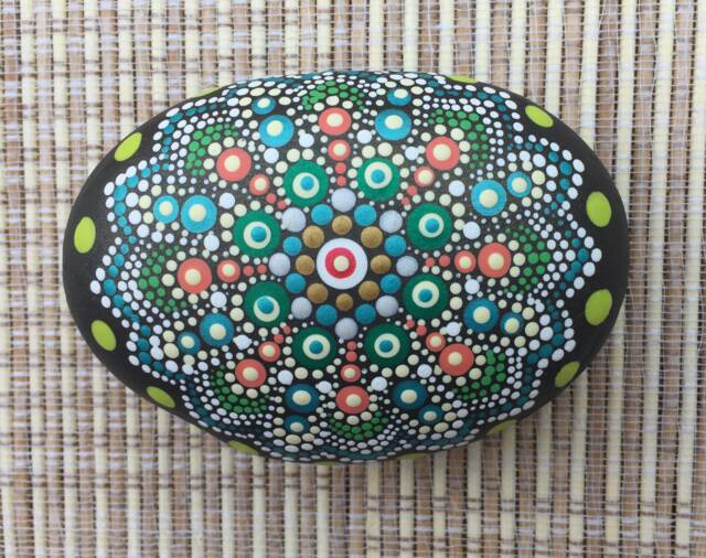 Medium Sized Stone Dalia Mandala