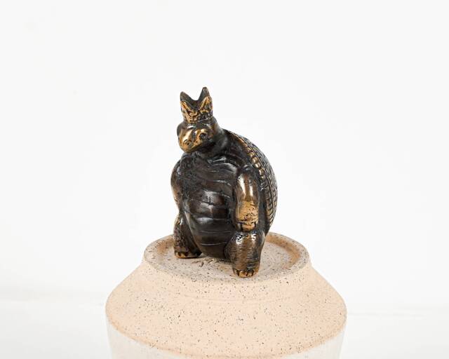 Bronze King Turtle Figurine, 2.8 - image 1