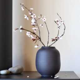 Mini Black Porcelain Moon Jar Vase Handmade Korean Ikebana Vase, Minimalist Japandi Home Decor - thumbnail 2