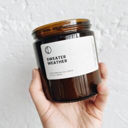 Sweater Weather - Pine, Ylang Ylang, Clove Essential Oil Candle in Amber Jar. Soy Wax Candle - thumbnail 3