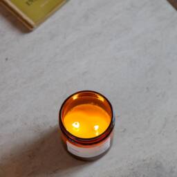 Sweater Weather - Pine, Ylang Ylang, Clove Essential Oil Candle in Amber Jar. Soy Wax Candle - thumbnail 4
