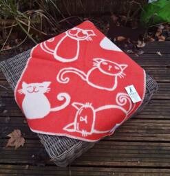 Baby Blanket/Reversible Blanket100% Lambswoolcat Motif