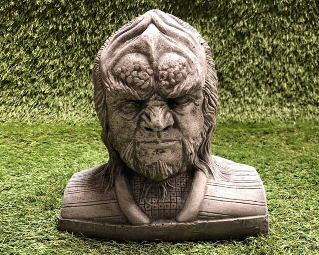 Worf Star Trek Concrete Outdoor Garden Sculpture Lawn Ornament Frost Protected - image 1