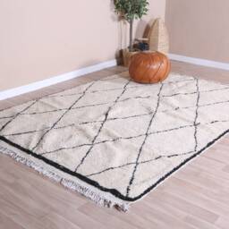 Authentic Moroccan Rug, Beni Ourain Rug 6x9 Ft, Wool - thumbnail 3