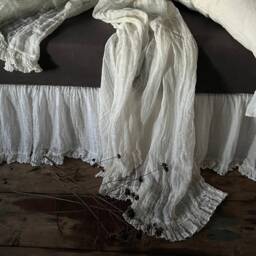 Linen Blanket With Ruffle Bed Scarf Sisi. Vintage Style Linen Throw. Shabby Chic Bedding - thumbnail 3