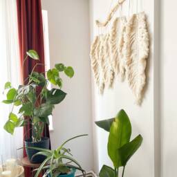 Shaggy Macrame Feather & Leaf Wall Hanging - Large Boho Decor Neutral Fiber Art - thumbnail 3