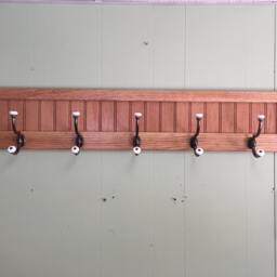 Oak Wood Wall Hanging Coat Rack Antique Brass & Porcelain Hooks - thumbnail 3