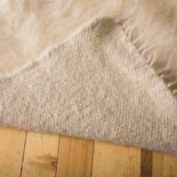 White Area Rug Of Sheep Wool - thumbnail 4