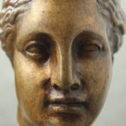 Bronze Sculpture Of The Goddess Hygieia/Bust Greek Health Size 17 cm - Height X 8.5 - Width - thumbnail 4
