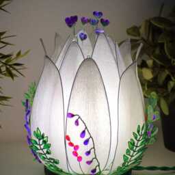 Table Lamp Handmade White Lotus Flower Shaped For Holistic Ambient - thumbnail 2