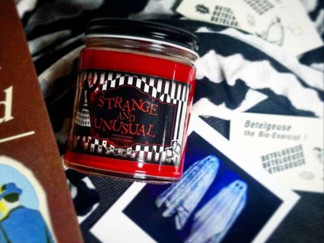 strange & Unusual - 9 Ounce Soy Wax Glass Jar Candle Beetlejuice - image 1