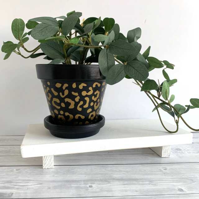 Black & Gold Leopard Print Plant Pot Stylish Home Decor - 13 cm - image 1