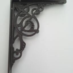 Pair Of Cast Iron Shelf Bracket Vintage Rustic Style, Antique Style Victorian Wall - thumbnail 2