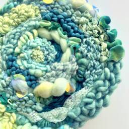 Sparkling Seafoam 10-Inch Round Woven Wall Hanging - thumbnail 2