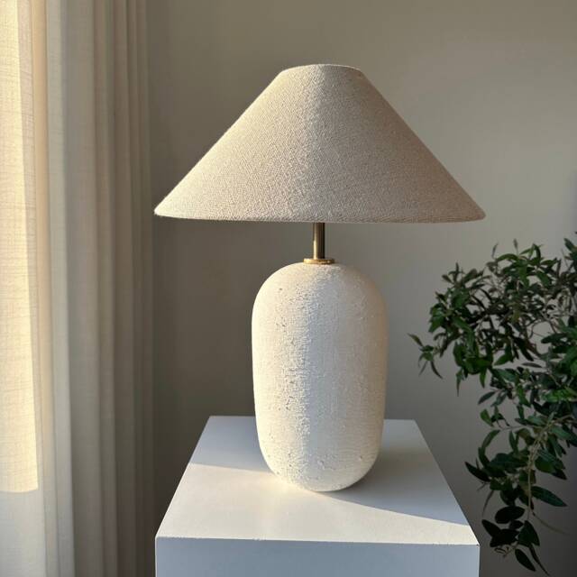 Gold Detailed Ceramic Textured Nordic Bohemian Contemporary Style Table Lamp/Bedside For Living Room, Entryway & Bedroom Decoration - image 1