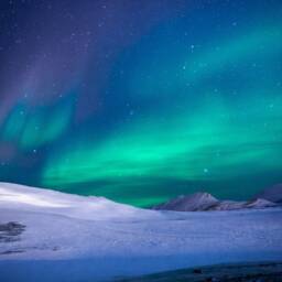 Northern Lights Aurora, Removable Wall Mural Borealis in Norway, Self-Adhesive Large Wallpaper, Night Sky Mural, Arctic Magical Landscape - thumbnail 2