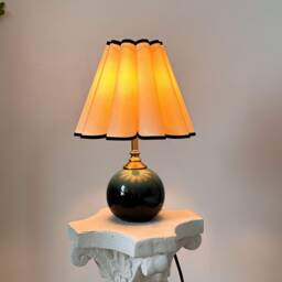 Handmade Green Glaze Ceramic Tall Table Lamp 110-250V, Pleated Scallop Black Trim Petal Shade Bedroom Living Room Kitchen Retro Cozy Decor - thumbnail 3